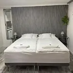 招待所 布道尔斯迷你酒店 3*