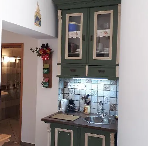 Mini Vendeghaz בודארוס