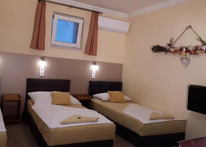 בית הארחה Mini Vendeghaz